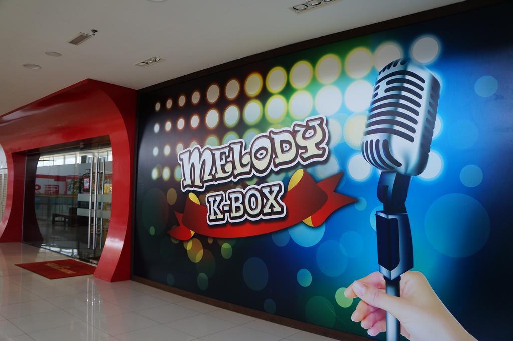 Greens Hotel & Suites Bintulu Eksteriør billede