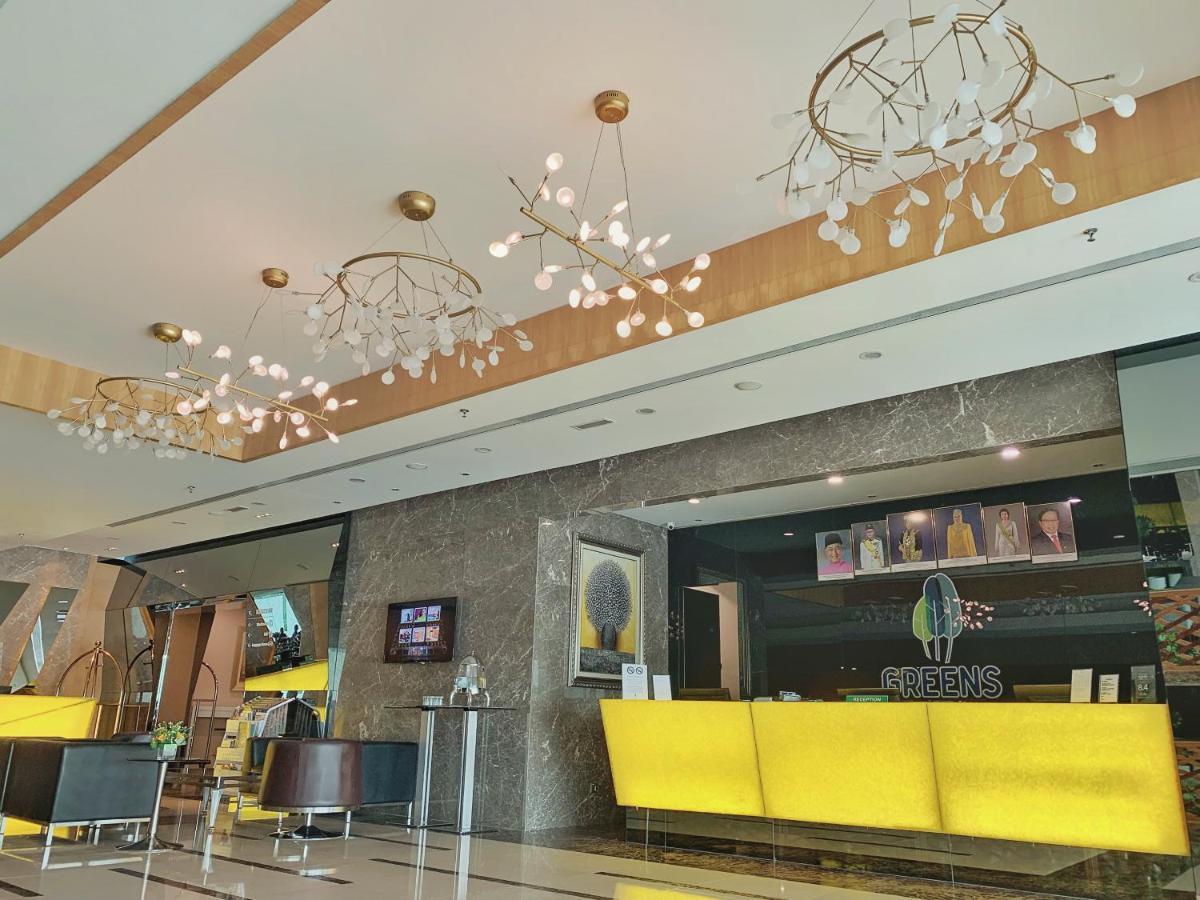 Greens Hotel & Suites Bintulu Eksteriør billede